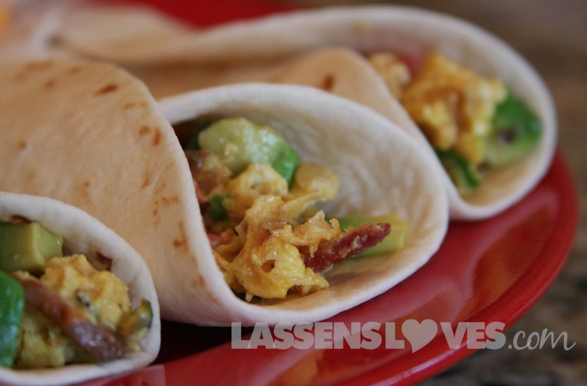 egg+recipes, avocado+recipes, hearty+breakfast, breakfast+wrap, lucky+breakfast, cinco+de+mayo